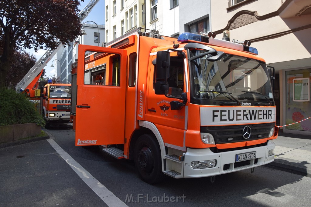 Feuer Koeln Deutz Deutzer Freiheit P07.JPG - Miklos Laubert